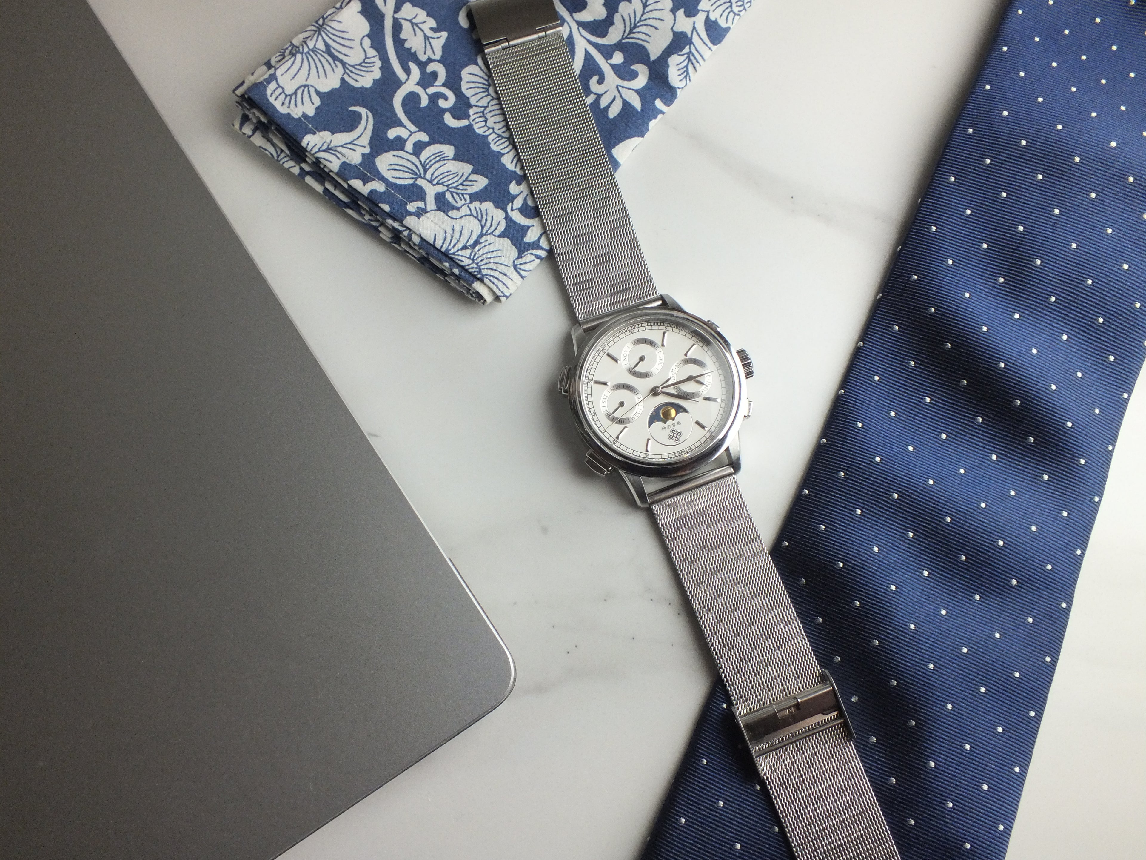 White Triple Date Moonphase