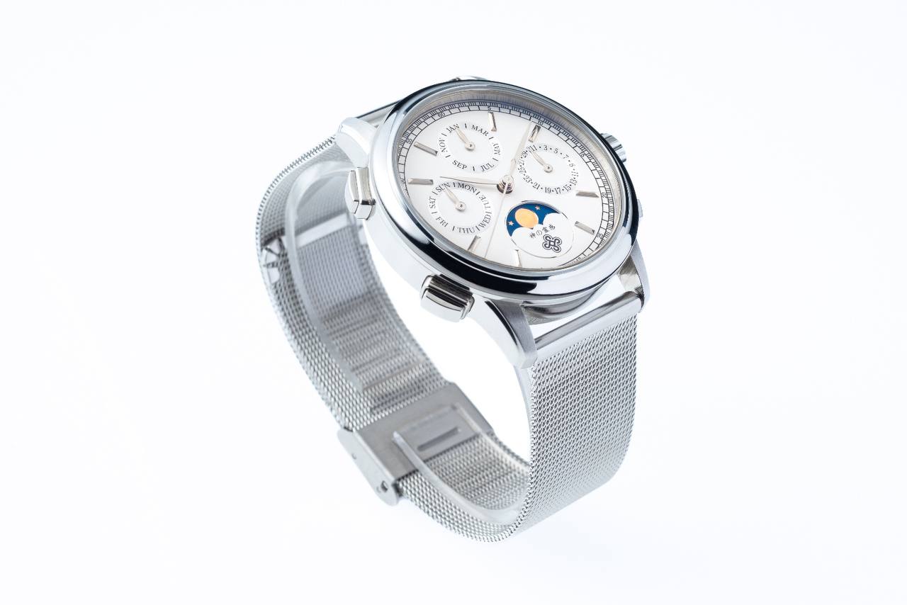 White Triple Date Moonphase